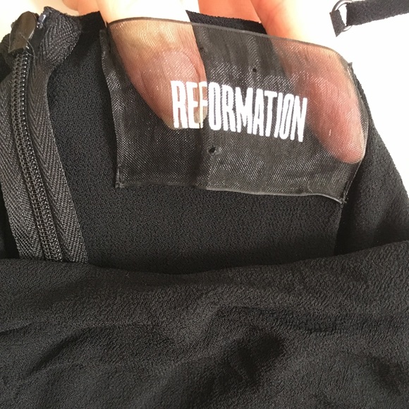 Reformation Wyatt Dress in Black, Size 0 - Picture 6 of 14